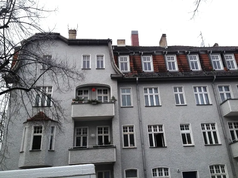 lichtdurchflutete 3-Zi-Dachgeschoss-Wohnung mit großer Wohnküche — photo 1